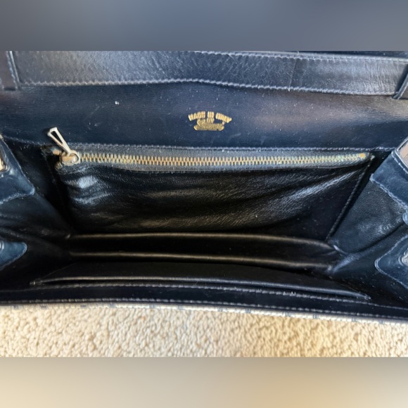 Vintage Gucci Shoulder Bag w Horsebit detail Navy and Gold - Picture 9 of 10